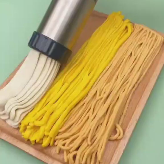 6-in-1 Automatic Pasta Maker (Steel) demo video