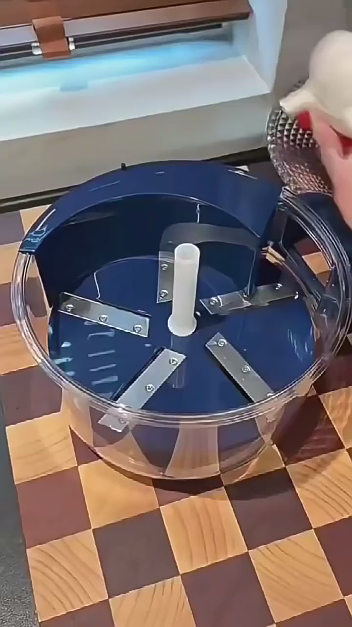 Automatic Electric Fruit and Vegetable Peeler demo video